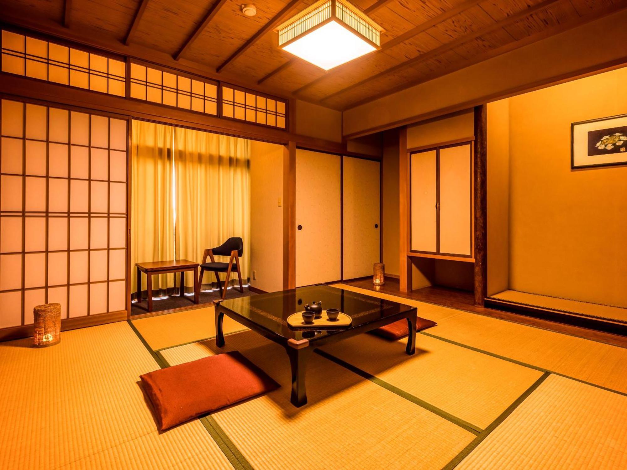 Ooedo Onsen Monogatari Awazu Grand เรียวกัง