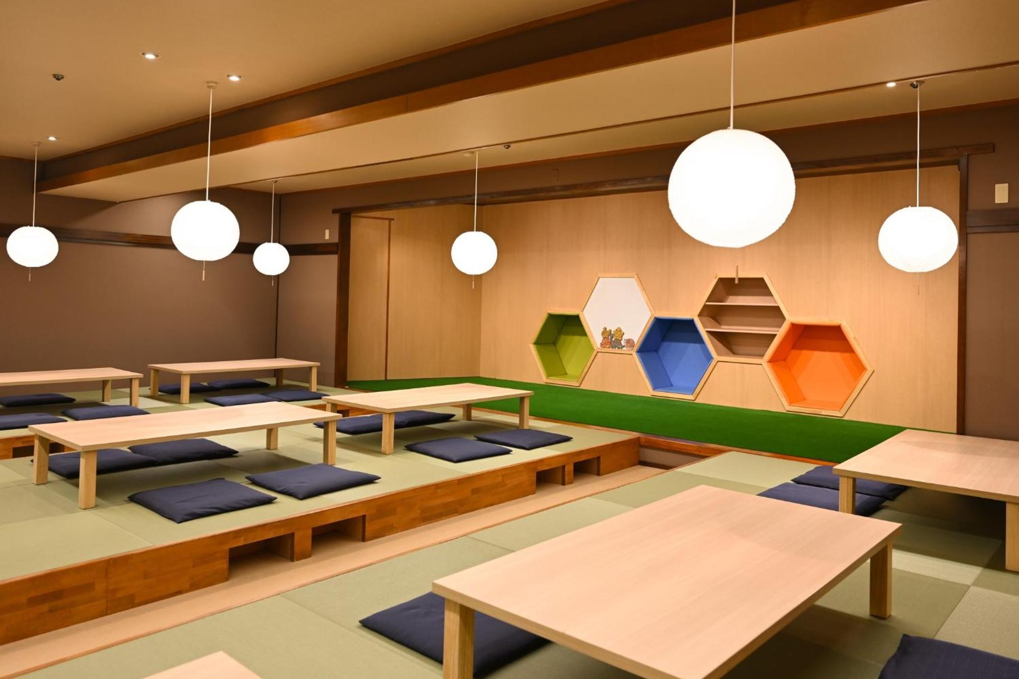Ooedo Onsen Monogatari Awazu Grand 3*